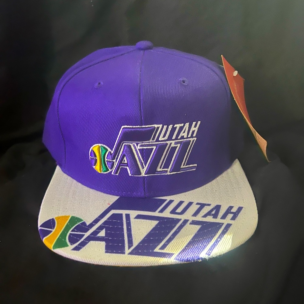 Brand new Mitchell and Ness Utah Jazz throwback SnapBack